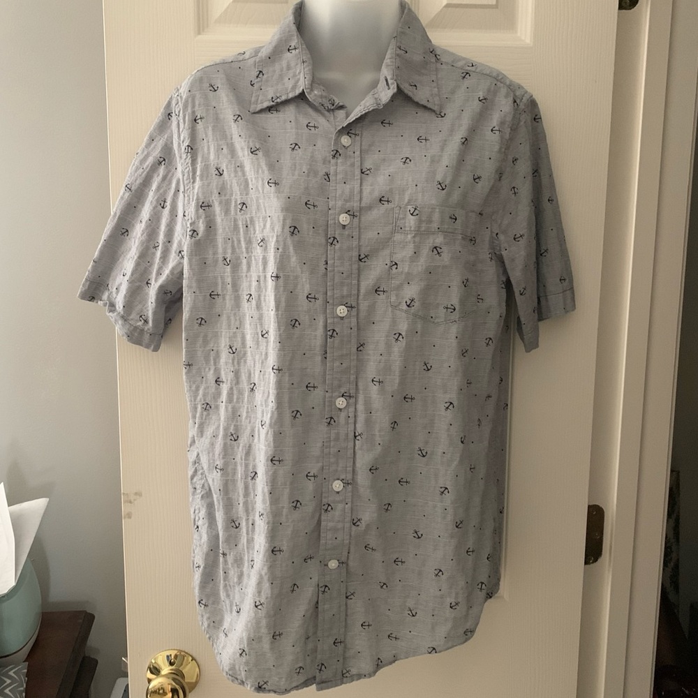 ST. JOHN'S BAY - Short Sleeved Button Up W/ Anchor Pattern